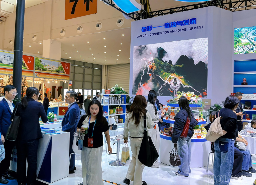 Pameran Tiongkok-Asia Selatan ke-10 Resmi Dibuka di Kunming, Perkuat Kerja Sama Regional