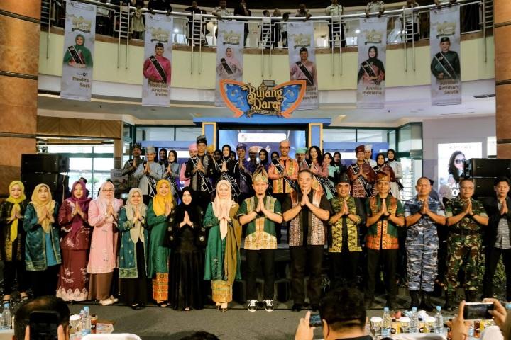 Wali Kota Agung Nugroho Minta Bujang Dara Pekanbaru 2026 Jadi Duta Pariwisata dan Budaya Wali Kota Agung Nugroho Minta Bujang Dara Pekanbaru 2026 Jadi Duta Pariwisata dan Budaya