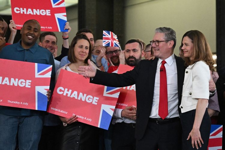 Keir Starmer Resmi Mundur sebagai Perdana Menteri Inggris, Partai Buruh Siapkan Suksesor