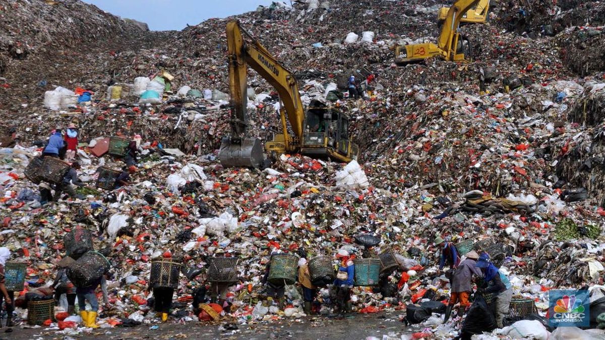 Pemerintah Targetkan Penyelesaian Masalah Sampah Nasional, Bantargebang Jadi Fokus 2028 Pemerintah Targetkan Penyelesaian Masalah Sampah Nasional, Bantargebang Jadi Fokus 2028