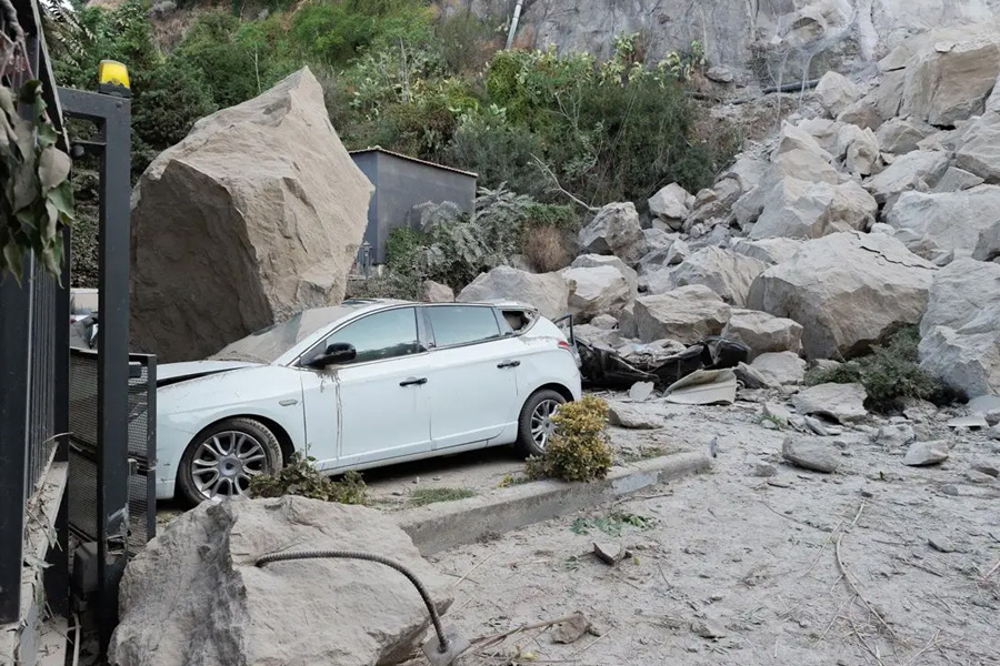 Gempa M 4,7 Guncang Campi Flegrei Italia, Aktivitas Kota Napoli Sempat Terganggu