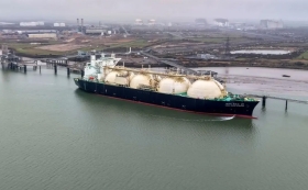 Qatar Mulai Kirim Lagi Kapal LNG Lewati Selat Hormuz, Aktivitas Pelayaran Berangsur Pulih