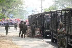 Junta Myanmar Masih Peroleh Pasokan Besar Bahan Bakar Jet Meski Disanksi Barat