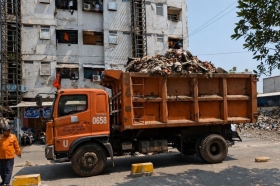 Empat Perusahaan Pengangkut Sampah Ditindak karena Buang Sampah ke TPS Ilegal